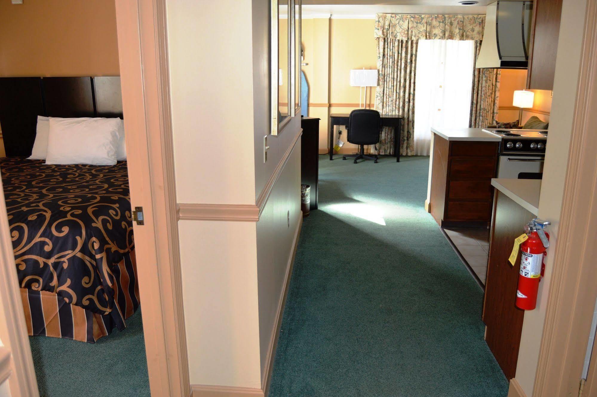 New World Inn Barre Extérieur photo