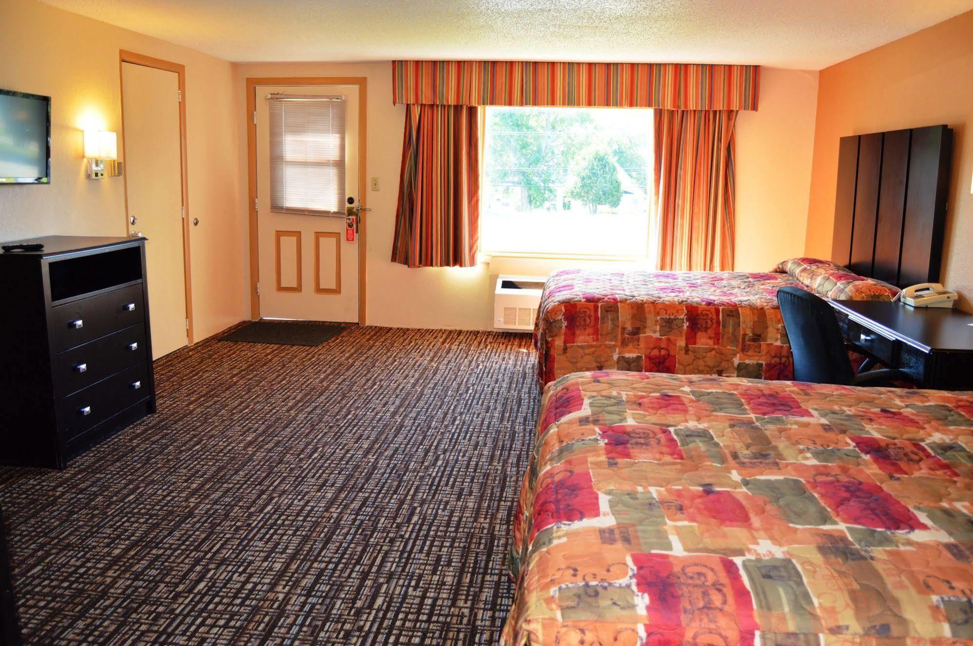 New World Inn Barre Extérieur photo