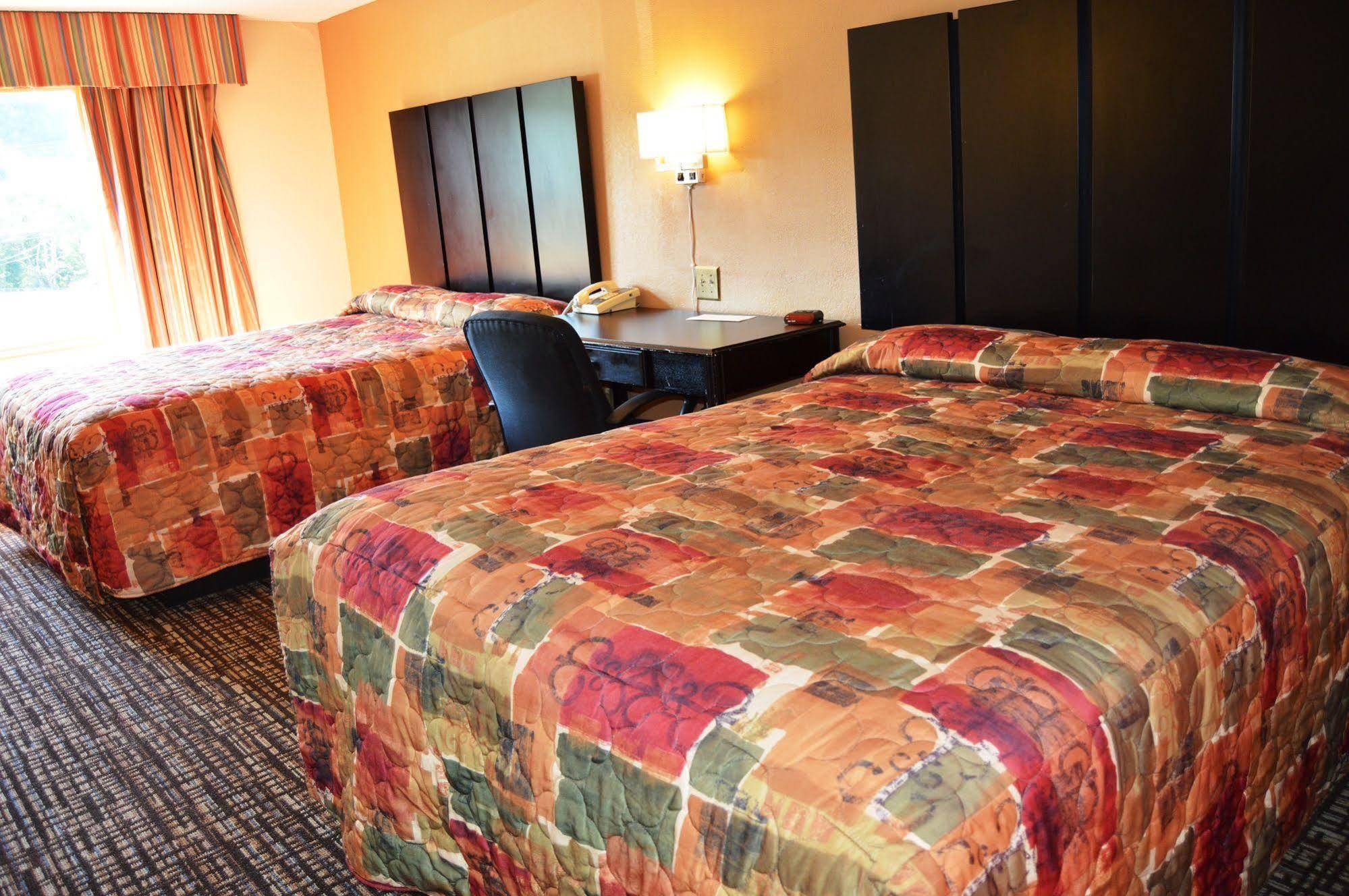 New World Inn Barre Extérieur photo