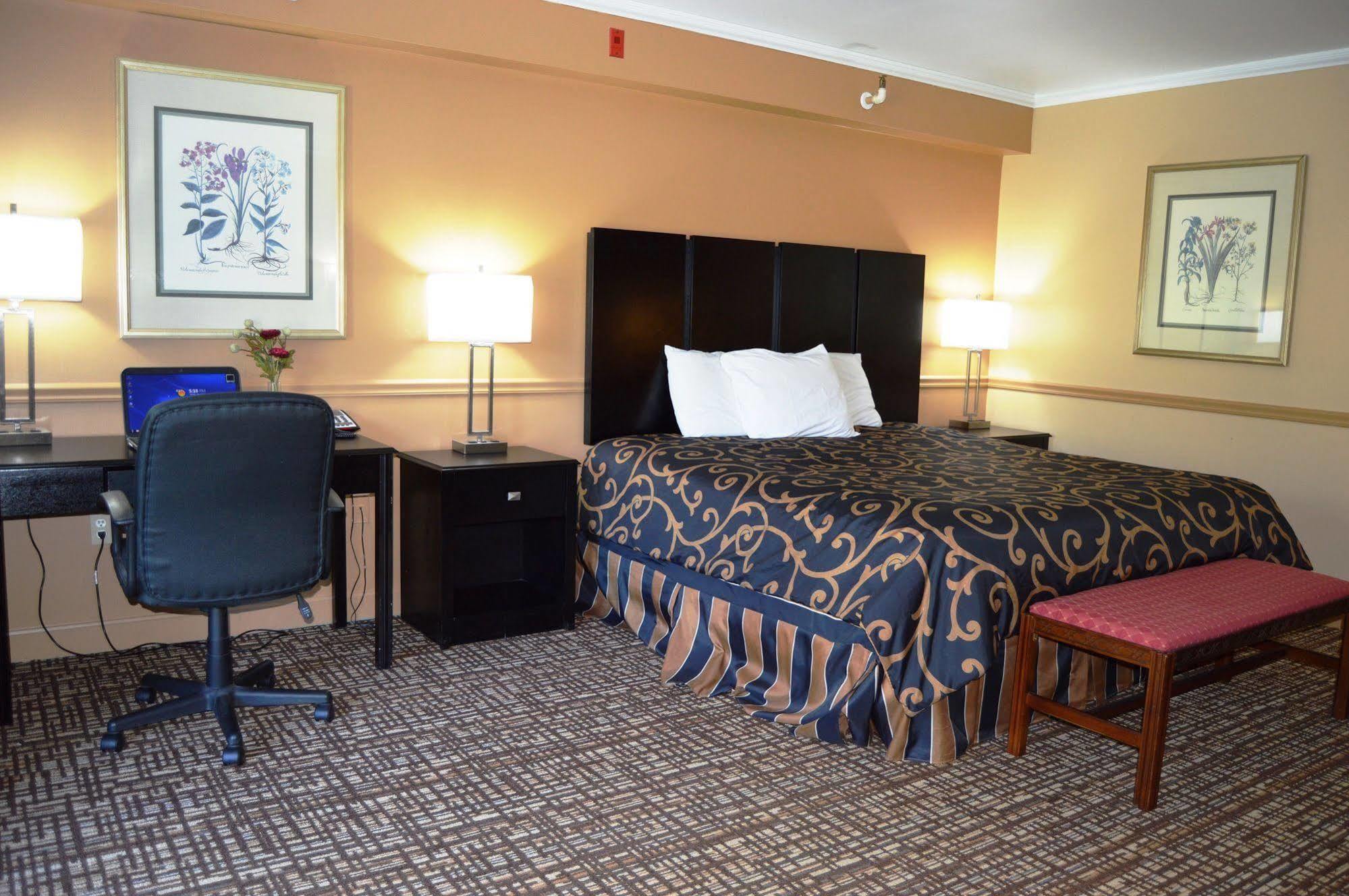 New World Inn Barre Extérieur photo